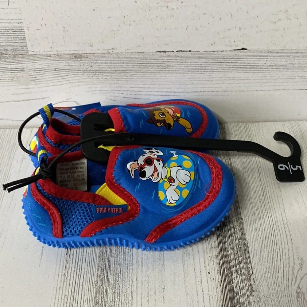 Paw Patrol Toddler Water Shoes Size 5/6 NEW